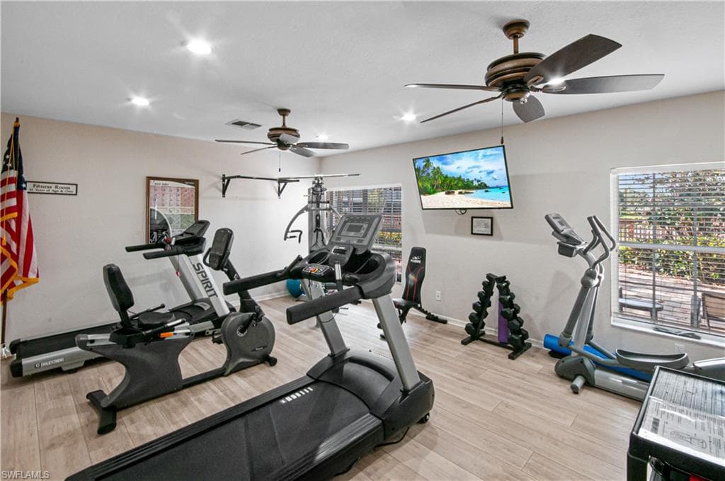 2440 Old Groves RD # C201, NAPLES FL 34109-28