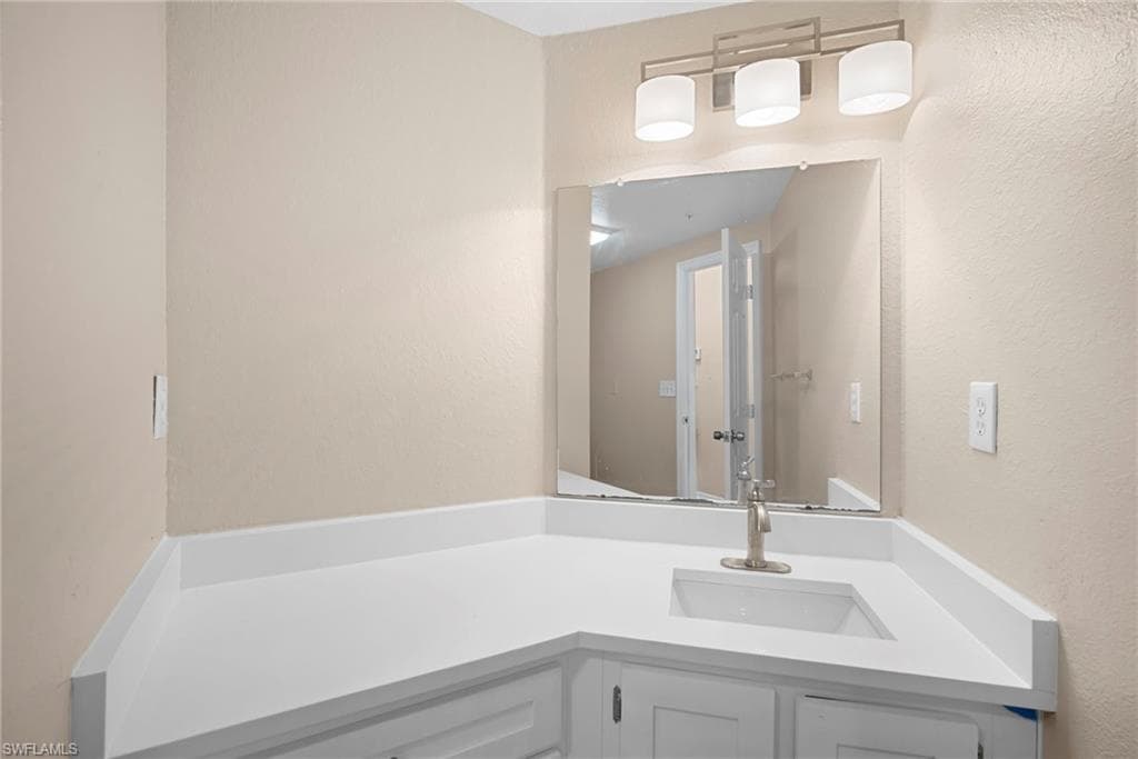 23660 walden center DR # 203, ESTERO FL 34134-24