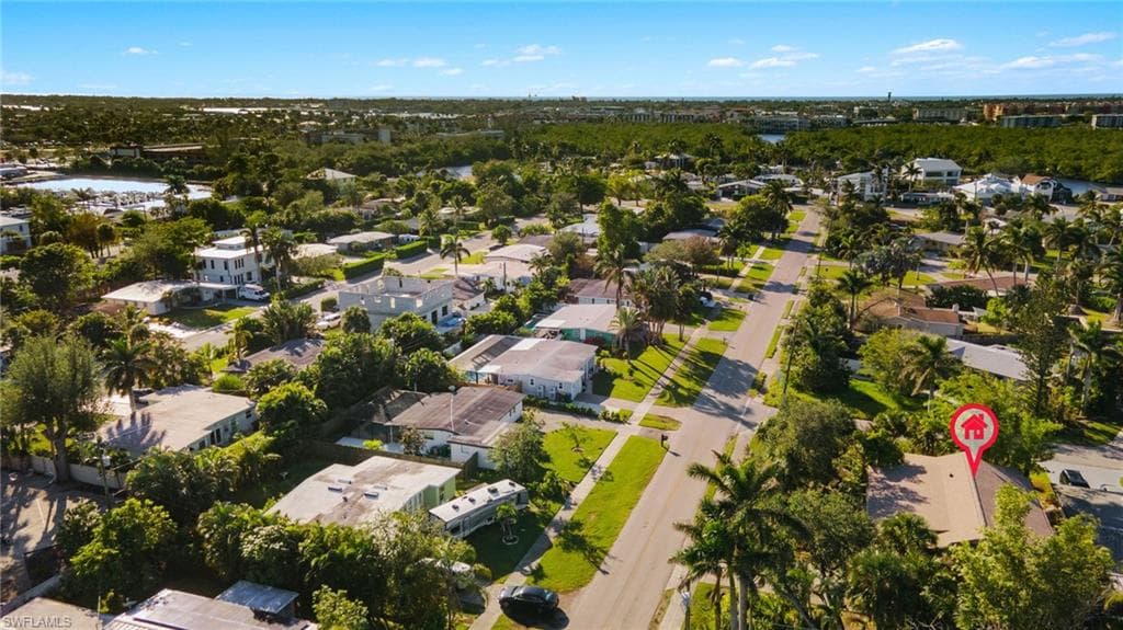 2151 ESTEY AVE, NAPLES FL 34104-27