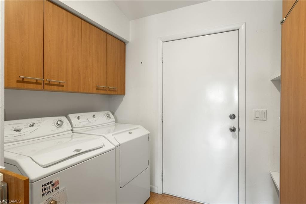 2151 ESTEY AVE, NAPLES FL 34104-23