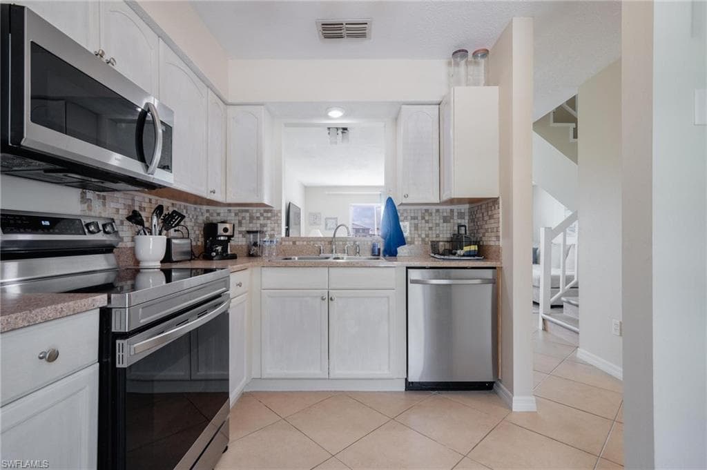 25480 Cockleshell DR # 1005, BONITA SPRINGS FL 34135-11