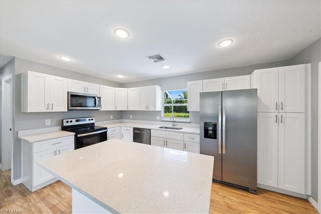 4810 Duera Mae DR, FORT MYERS FL 33908-1