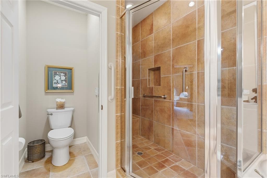 8390 Big Acorn CIR # 11C, NAPLES FL 34119-36