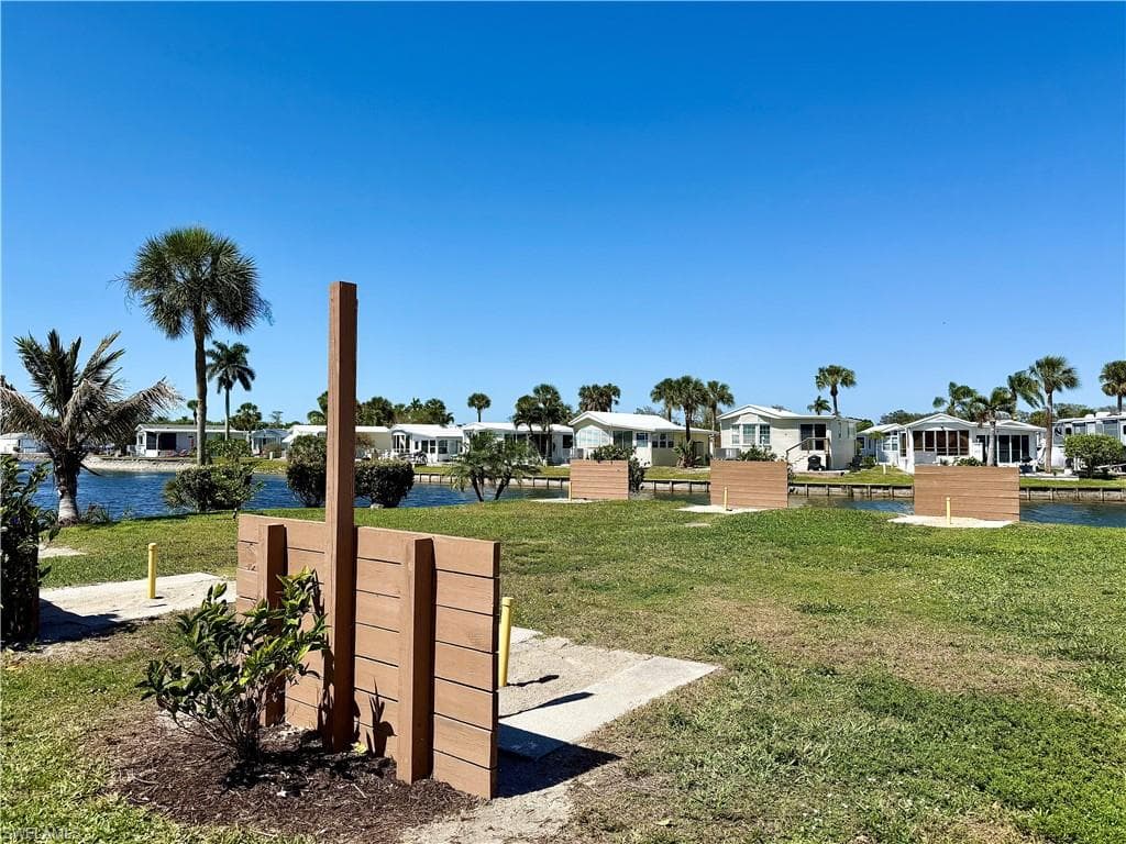 351 Bobcat RUN, NAPLES FL 34114-28