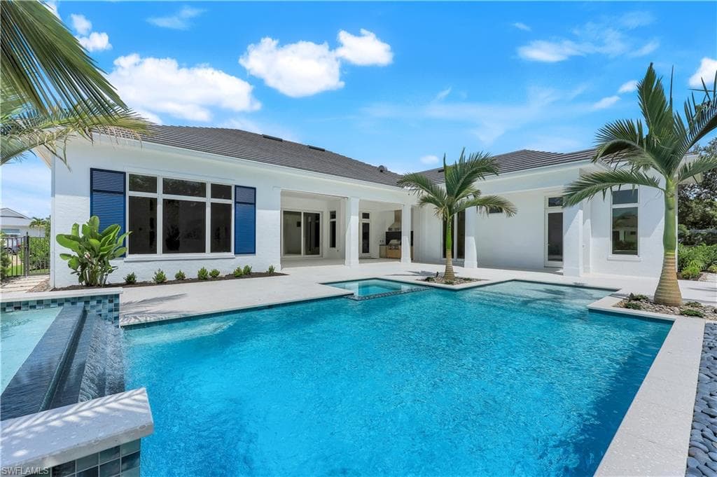 16767 Enclave CIR, NAPLES FL 34110-35