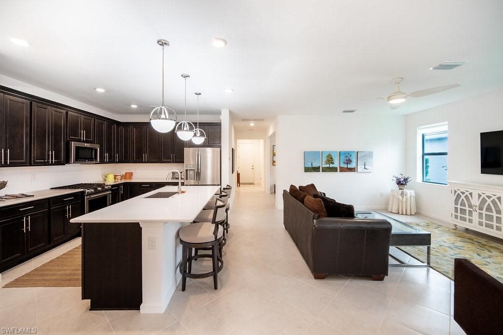 17578 Winding Oak LN, NORTH FORT MYERS FL 33917-3