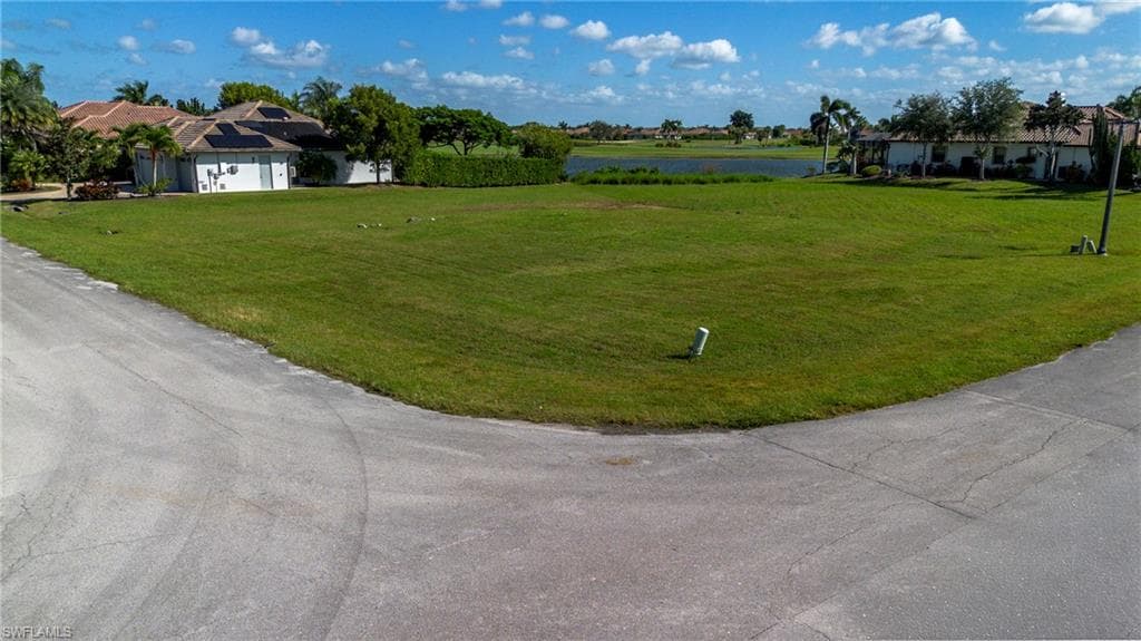 17994 Bluewater DR, NAPLES FL 34114-7