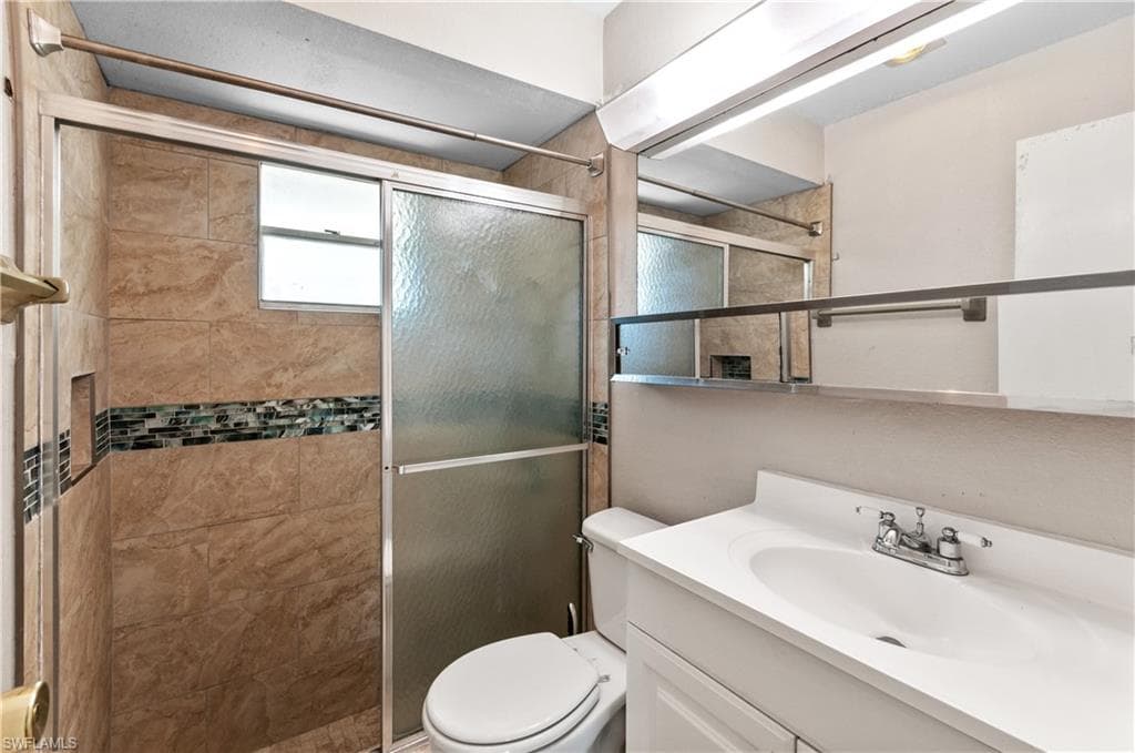 4261 Island CIR # 6, FORT MYERS FL 33919-9