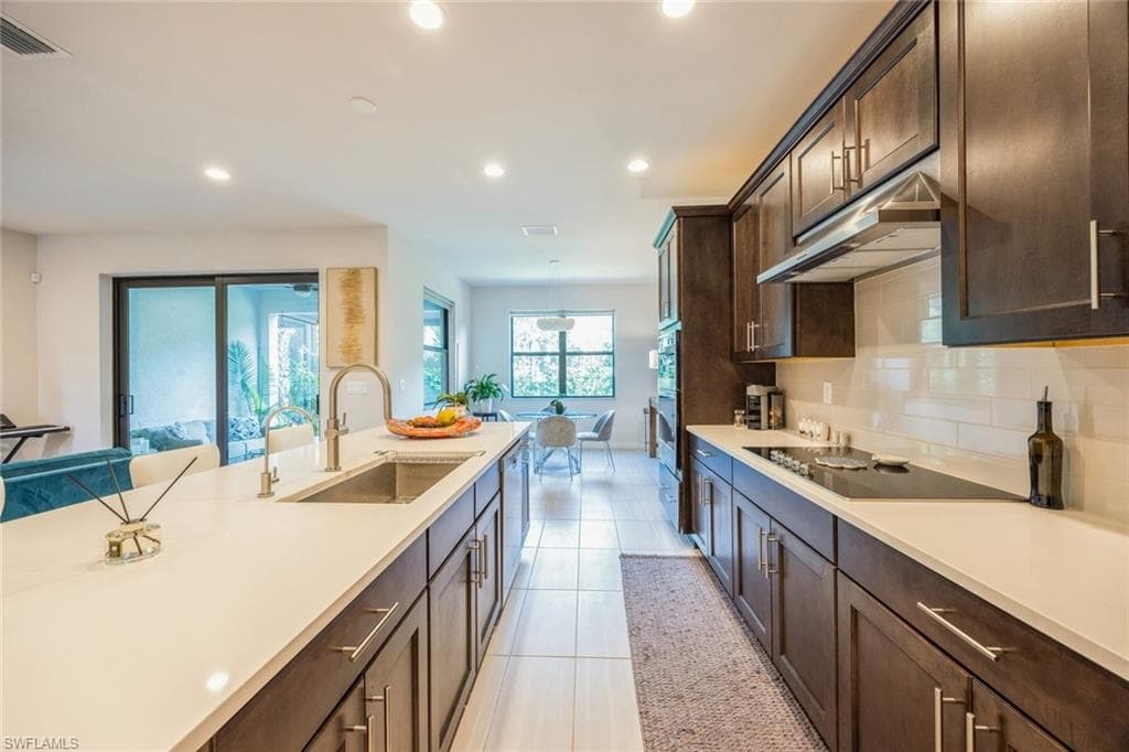 13057 Pembroke DR-11