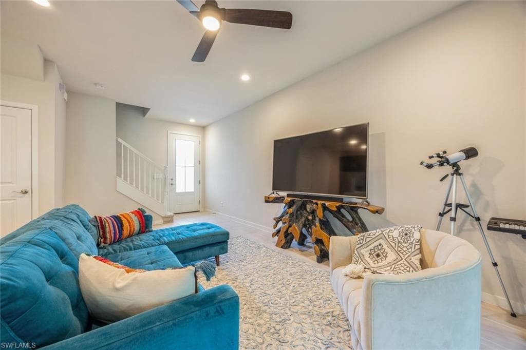 13057 Pembroke DR-7