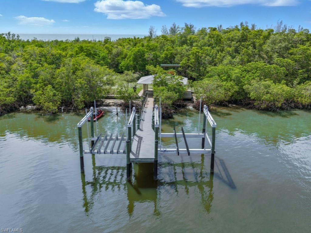 11799 Keewaydin, NAPLES FL 34113-8