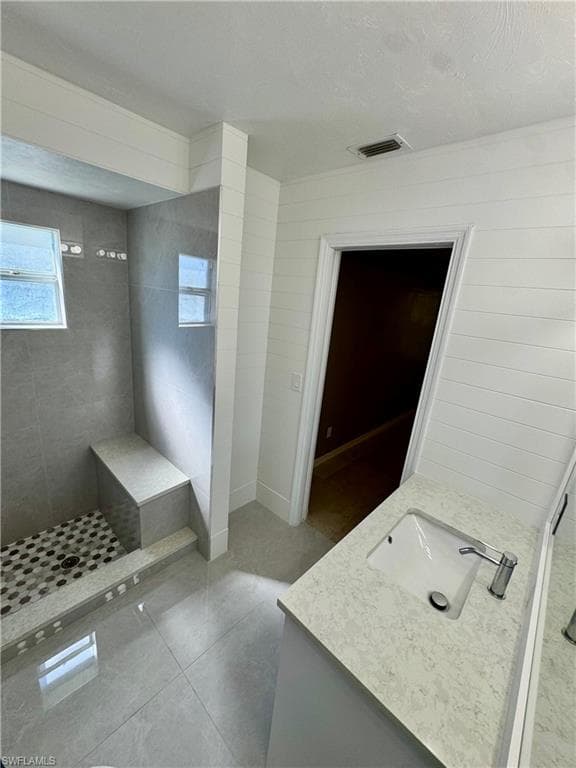 11761 Forest Mere DR, BONITA SPRINGS FL 34135-15