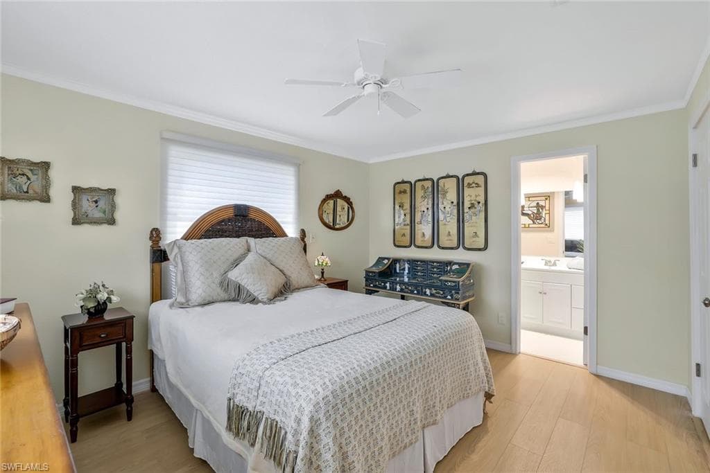 9 Hackney LN # A34, NAPLES FL 34112-7