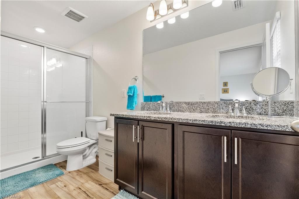 15030 Caspian Tern CT # 104, NORTH FORT MYERS FL 33917-19