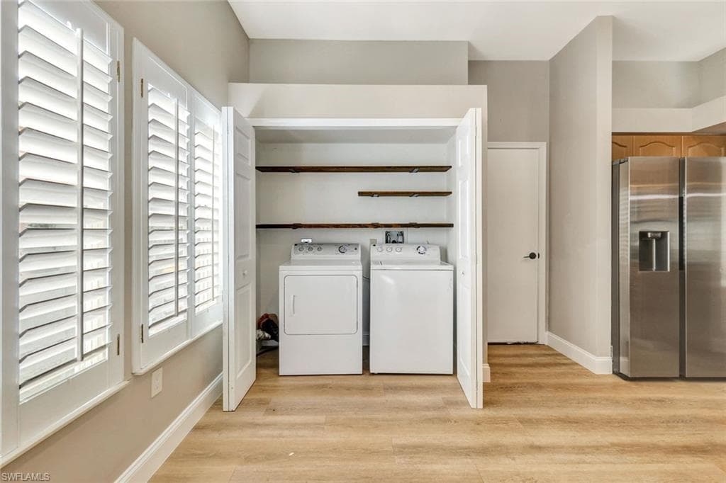 3650 Kent DR, NAPLES FL 34112-21