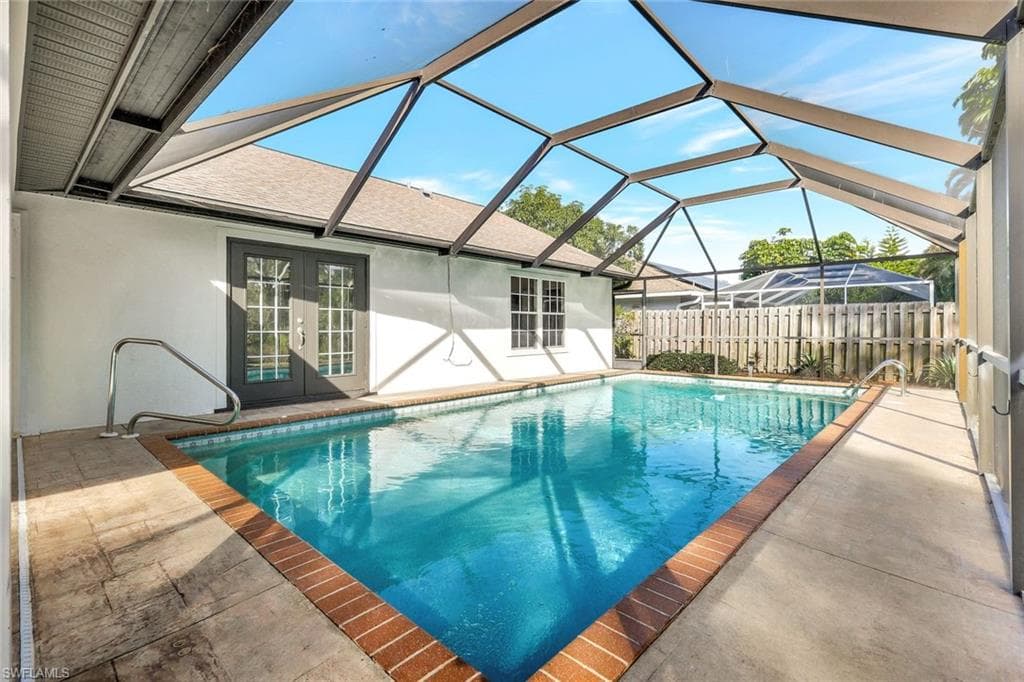 3650 Kent DR, NAPLES FL 34112-23