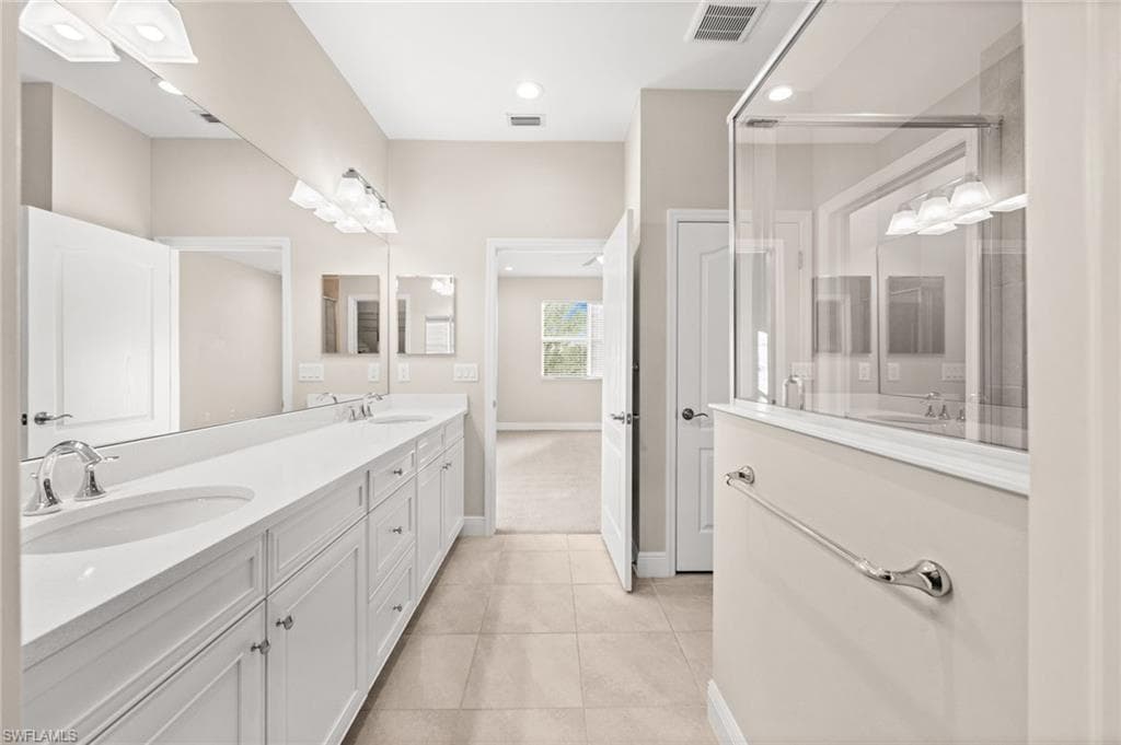 2318 Sawyers Hill RD # 107, NAPLES FL 34120-21