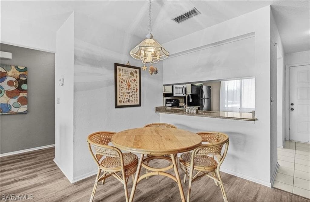 11170 Caravel CIR # 210, FORT MYERS FL 33908-9