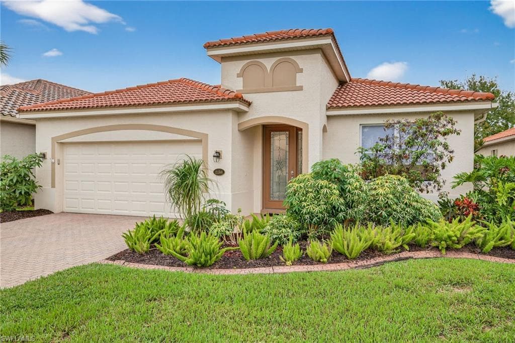 21348 Velino LN, ESTERO FL 33928-1