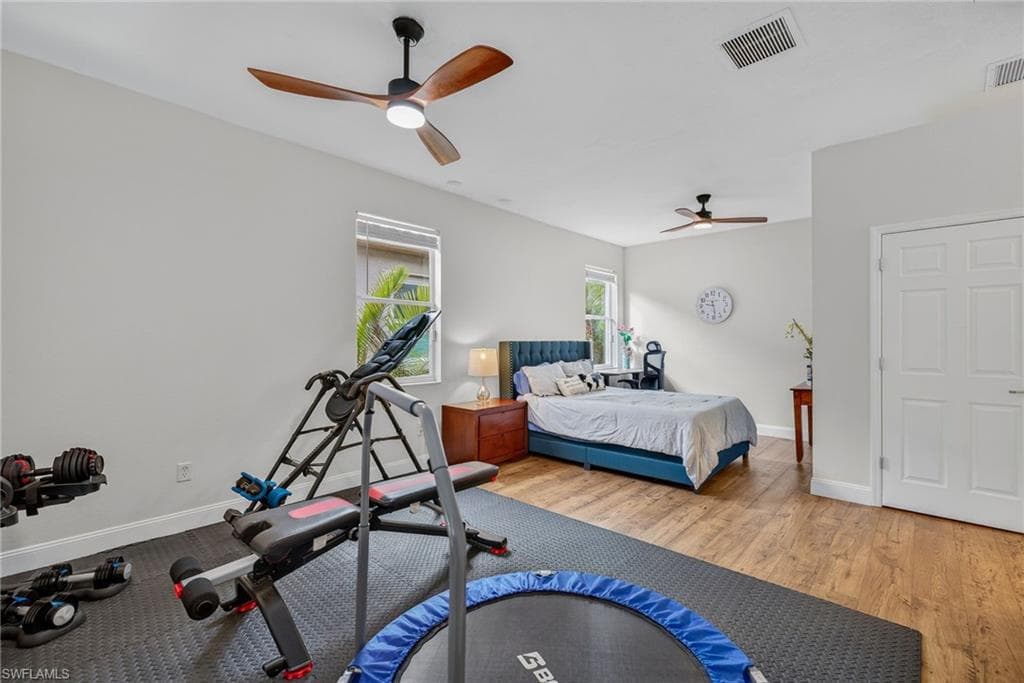 21348 Velino LN, ESTERO FL 33928-17