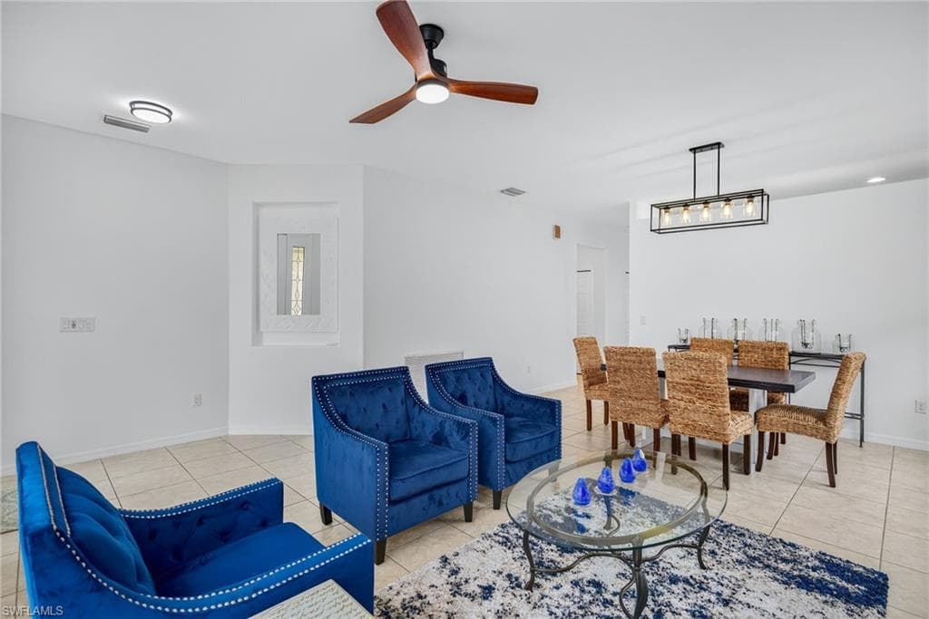 21348 Velino LN, ESTERO FL 33928-19