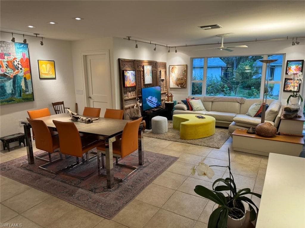 215 Lanchester CT # 44, NAPLES FL 34112-4