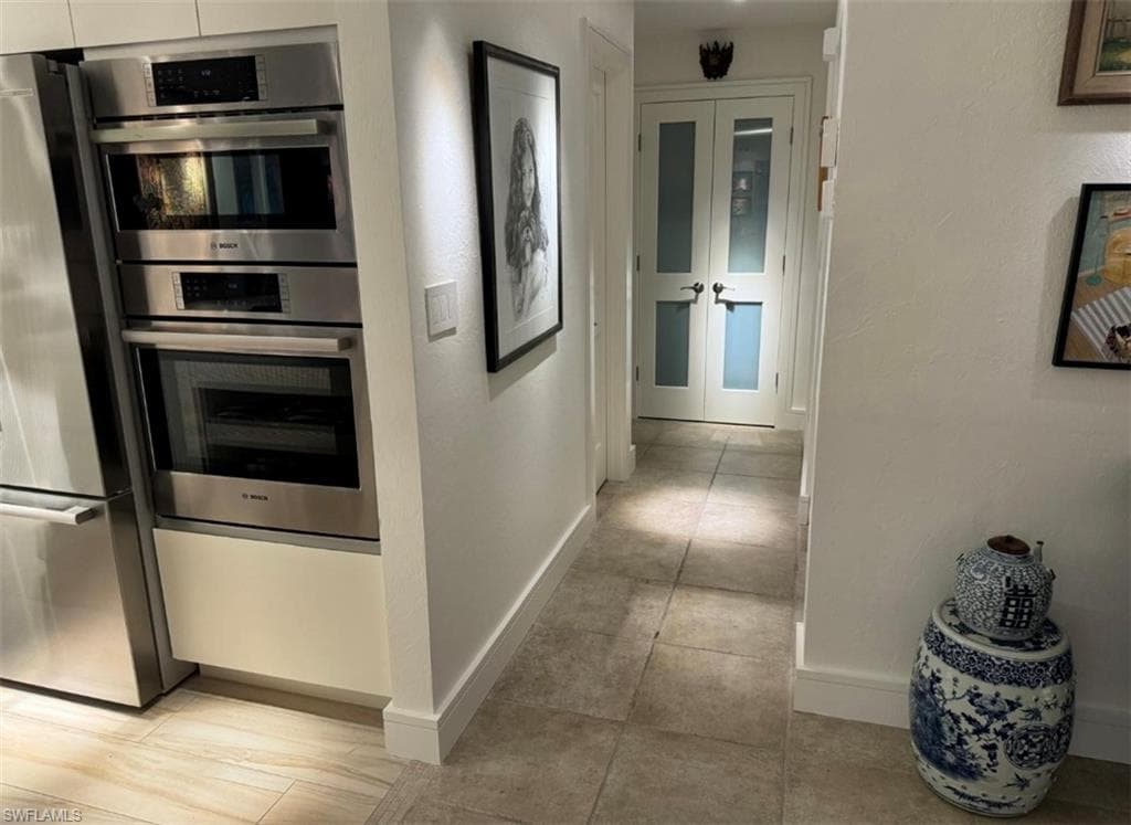 215 Lanchester CT # 44, NAPLES FL 34112-10