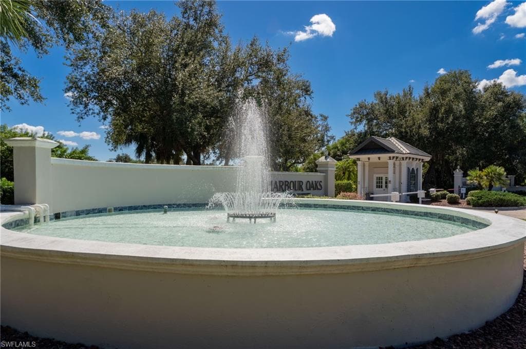 1048 Harbour Drake DR, PUNTA GORDA FL 33983-42