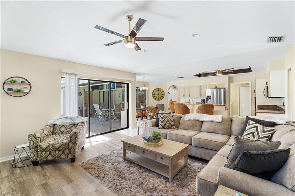 1048 Harbour Drake DR, PUNTA GORDA FL 33983-9