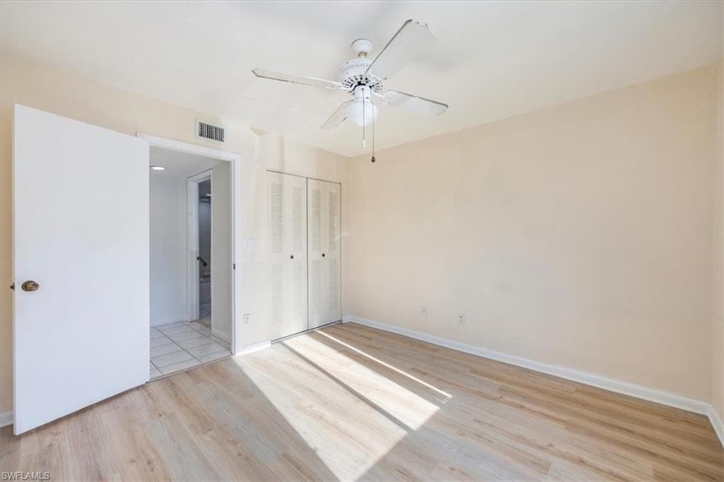 5697 Rattlesnake Hammock RD # 105, NAPLES FL 34113-22