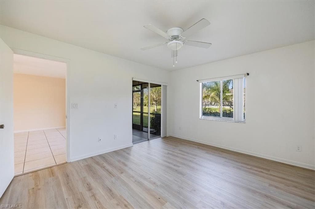 5697 Rattlesnake Hammock RD # 105, NAPLES FL 34113-16