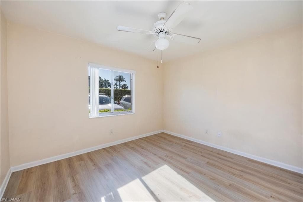 5697 Rattlesnake Hammock RD # 105, NAPLES FL 34113-31