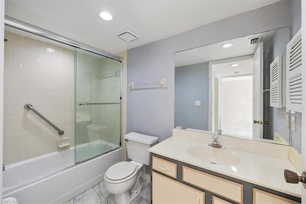 5697 Rattlesnake Hammock RD # 105, NAPLES FL 34113-17