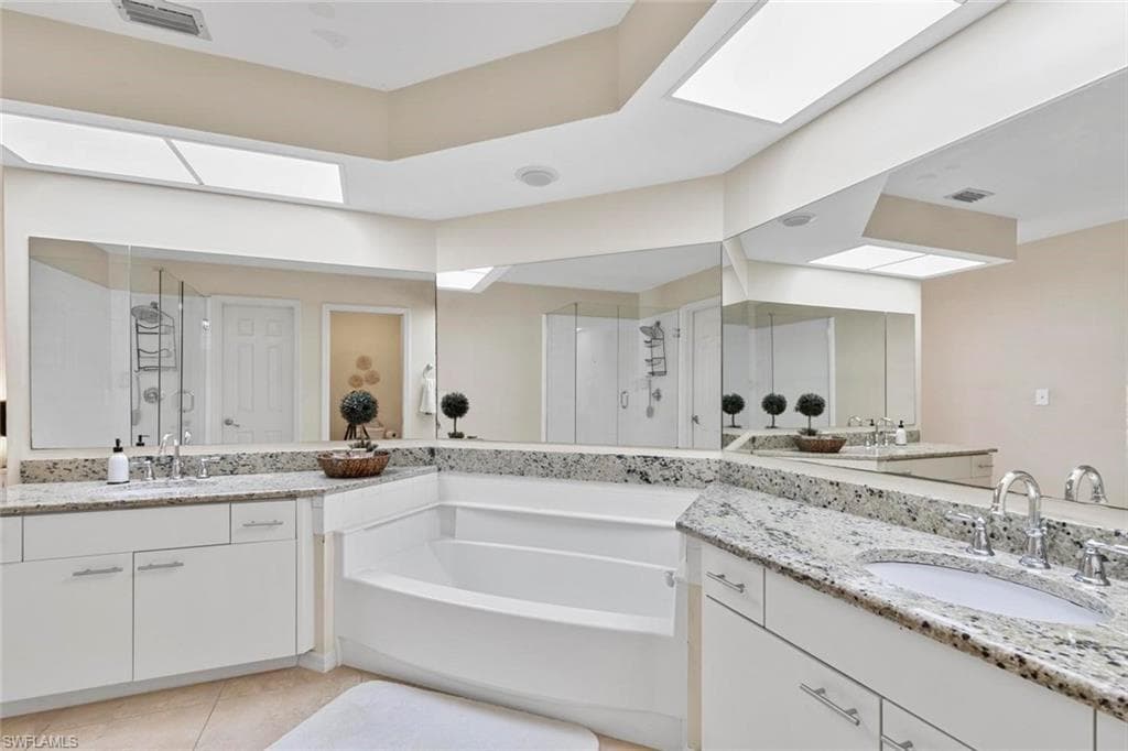 6680 Ilex CIR # 3D, NAPLES FL 34109-12