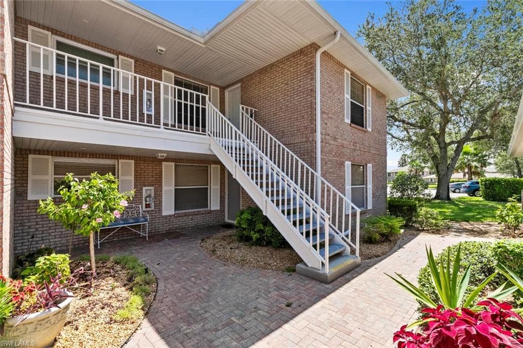 6680 Ilex CIR # 3D, NAPLES FL 34109-17