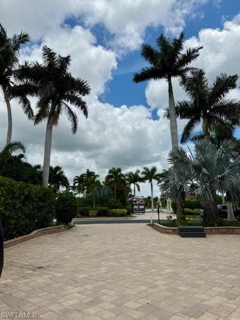 4826 Southern Breeze DR, NAPLES FL 34114-1