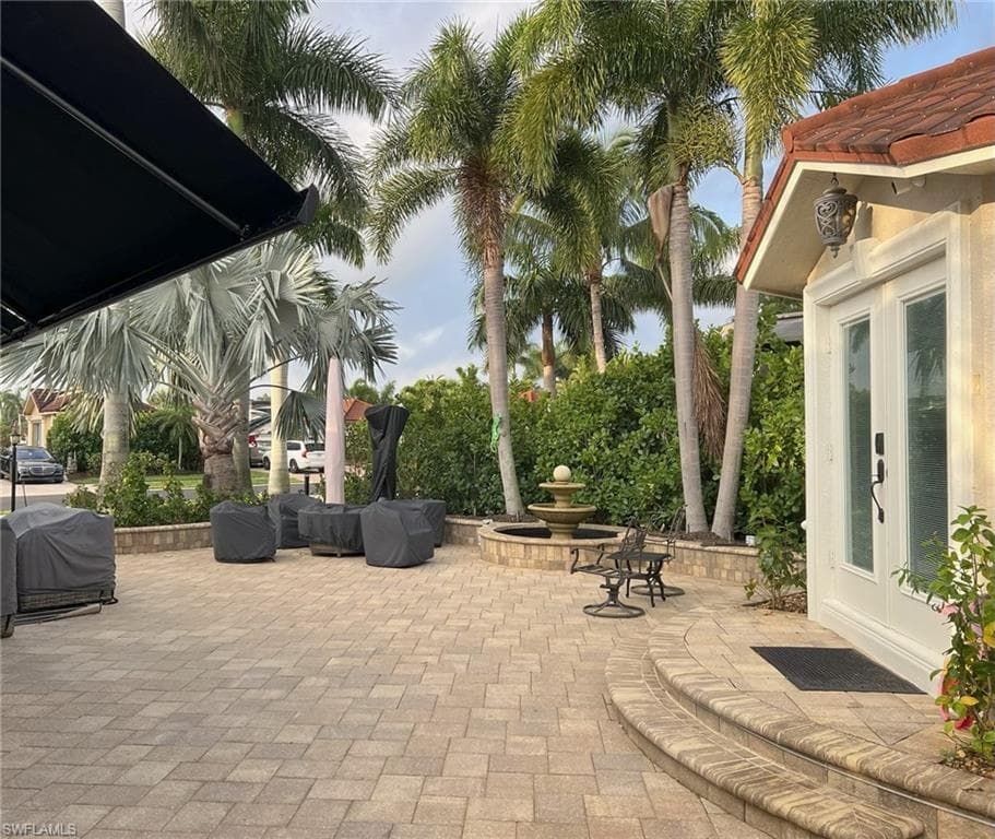 4826 Southern Breeze DR, NAPLES FL 34114-4