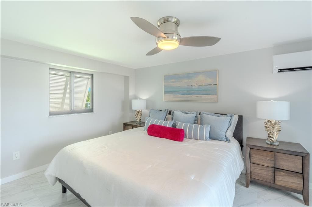 205 Bayview AVE, FORT MYERS BEACH FL 33931-5