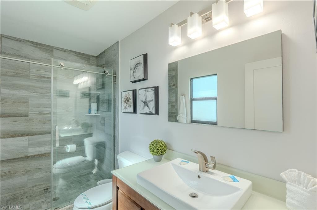 205 Bayview AVE, FORT MYERS BEACH FL 33931-16