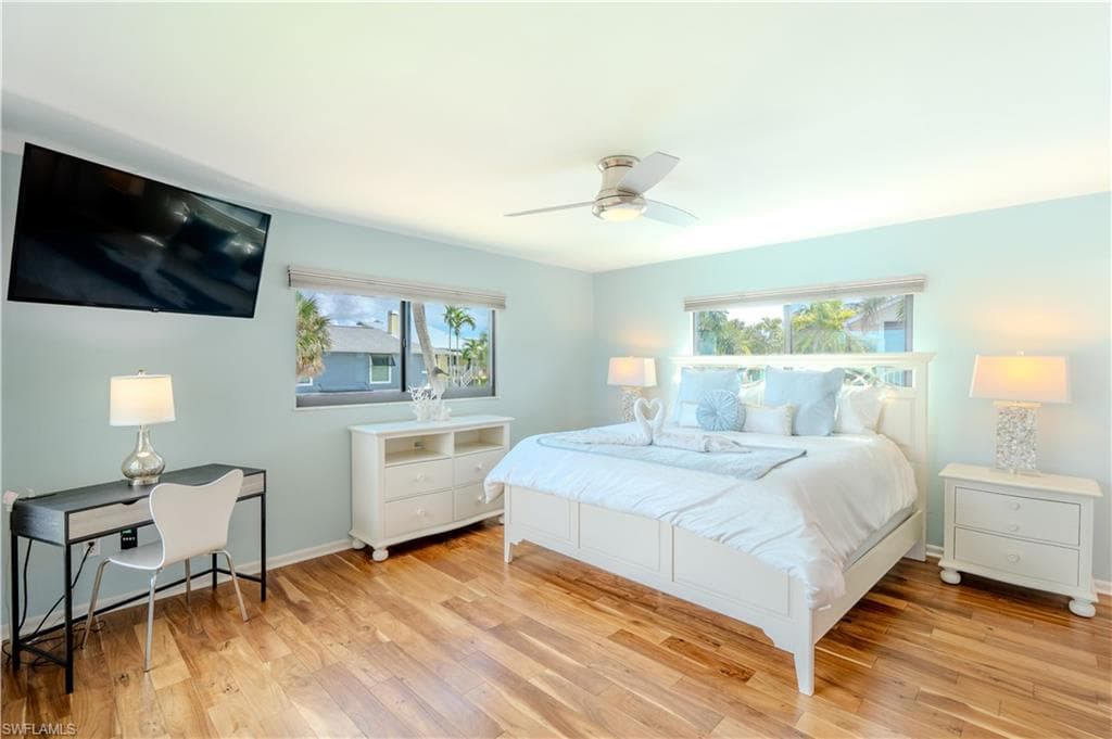 205 Bayview AVE, FORT MYERS BEACH FL 33931-10