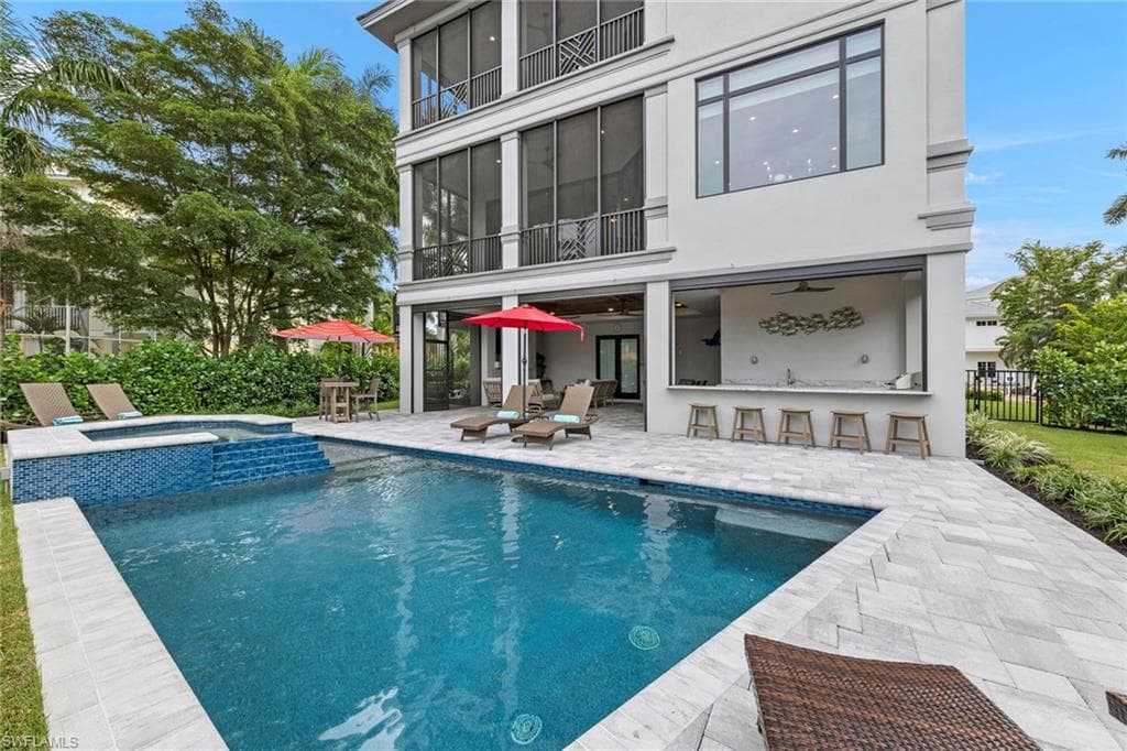 211 San Mateo DR, BONITA SPRINGS FL 34134-40