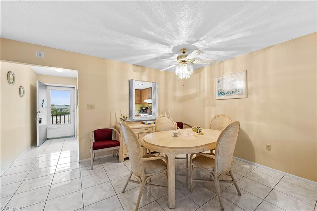 5419 Rattlesnake Hammock RD # 306F, NAPLES FL 34113-5