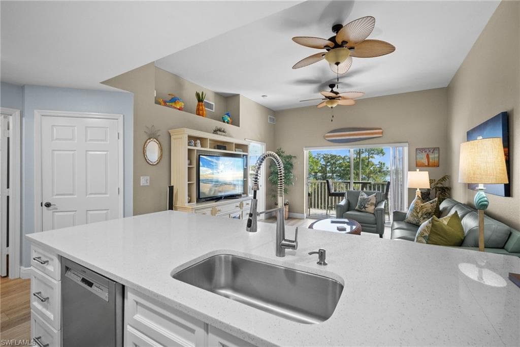 4455 Botanical Place CIR # 405, NAPLES FL 34112-16