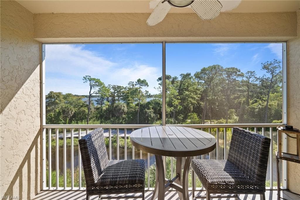4455 Botanical Place CIR # 405, NAPLES FL 34112-24