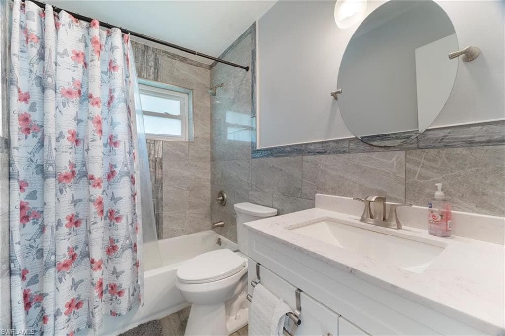 1502 Canal ST, LEHIGH ACRES FL 33936-21