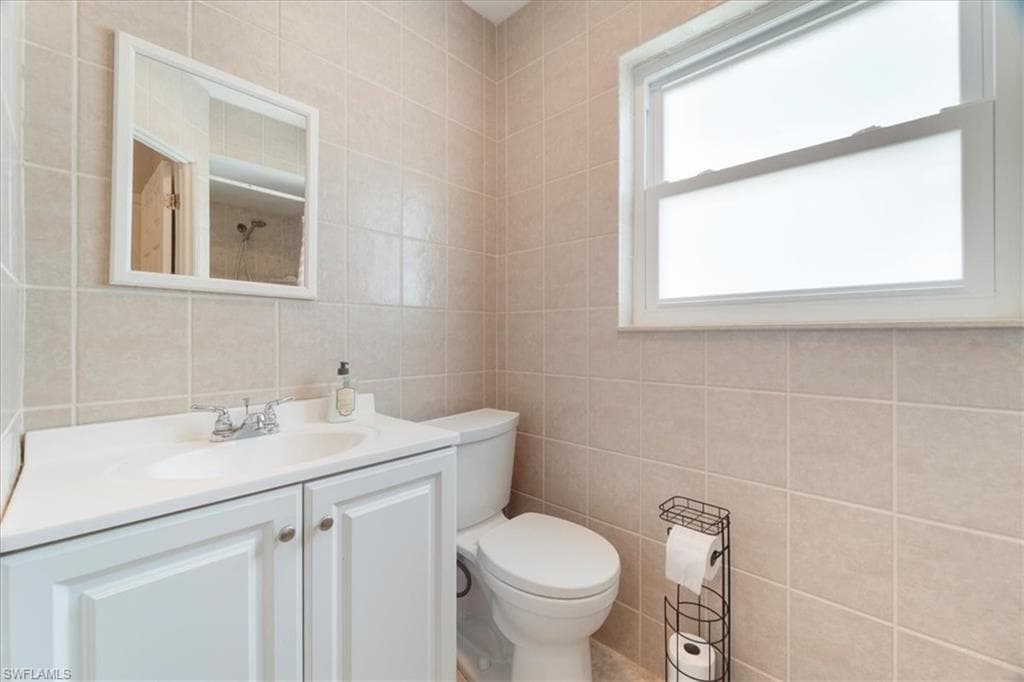 1502 Canal ST, LEHIGH ACRES FL 33936-23