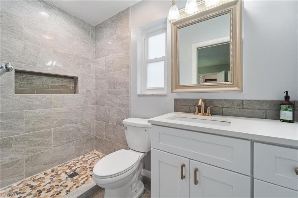 1502 Canal ST, LEHIGH ACRES FL 33936-18