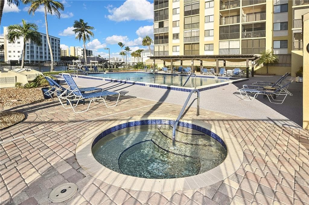 400 Lenell RD # 306, FORT MYERS BEACH FL 33931-25