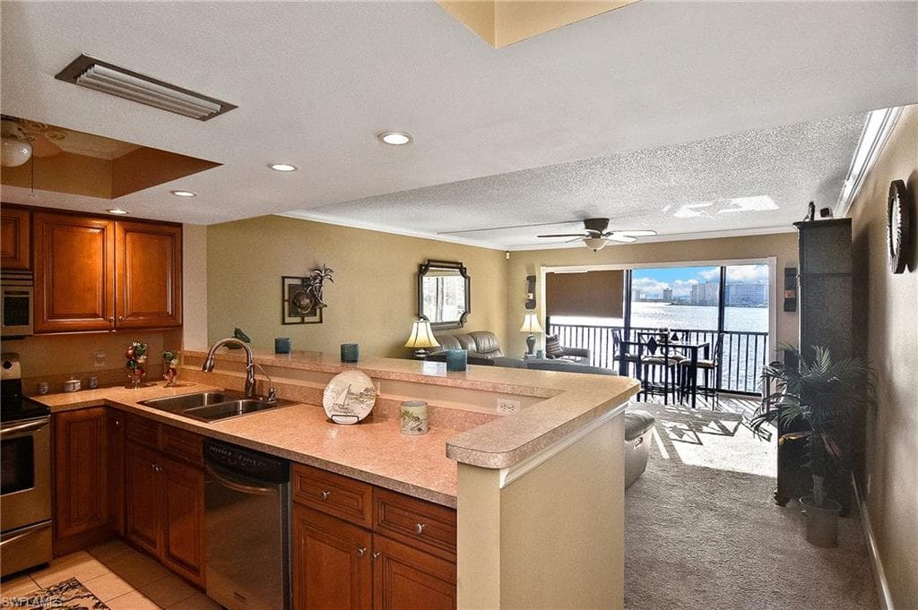 400 Lenell RD # 306, FORT MYERS BEACH FL 33931-9