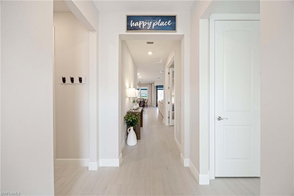 6699 Pennyroyal DR, NAPLES FL 34114-5